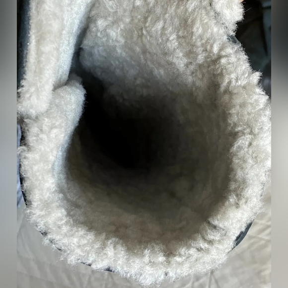 All Saints Antigone knee high SHEEPSKIN LINED SHEARLING BOOTS 38 size 7 - Picture 5 of 5